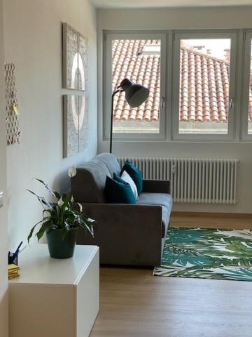 Mandi Mandi Cavour Appartement Udine Buitenkant foto